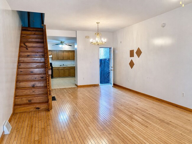 Building Photo - Three-Bedroom Graduate Hospital Home with Finished Basement and Private Patio