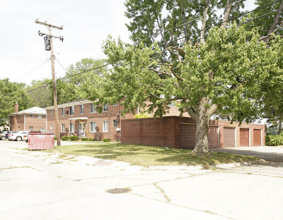 Foto del edificio - 66 Riverview Dr