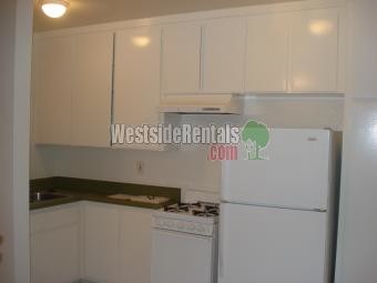 Primary Photo - 14420 Vose St