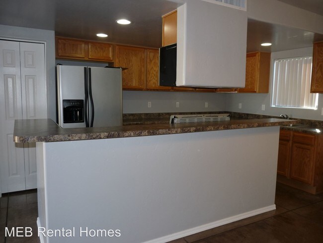 Building Photo - 3 br, 2 bath House - 2751 N. Castro Ave