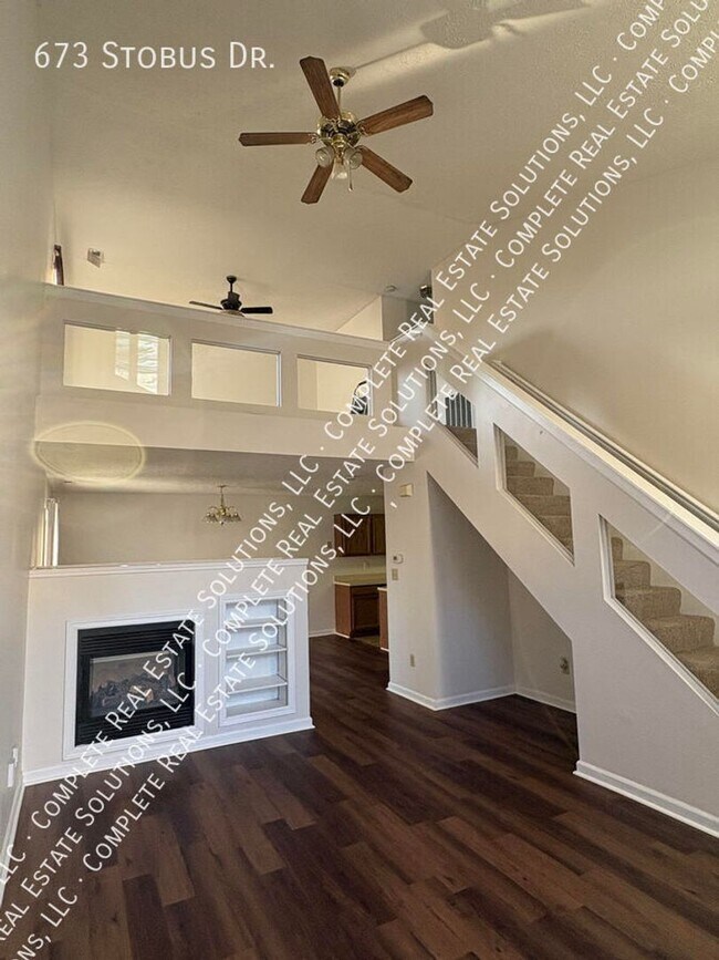 Foto del edificio - 673 Stobus Dr