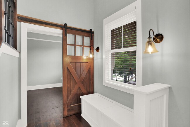 Foto del edificio - 16893 Oak Manor Dr
