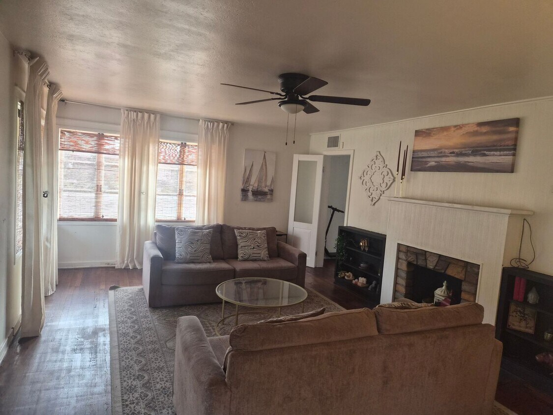Foto del edificio - Spacious Tempe Home – Available 3/1/26!