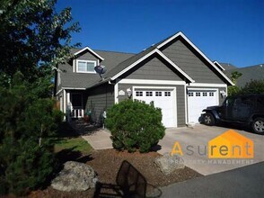 Building Photo - 1296-1298 Clearsprings Dr