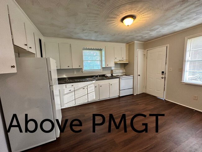 Foto del edificio - 2 Bedroom Duplex