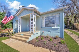 Building Photo - 2521 Forest Park Blvd