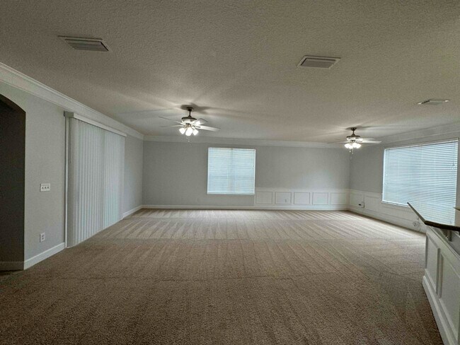 Building Photo - 12237 Diamond Springs Dr