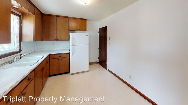 Building Photo - 3 br, 1 bath House - 4205 Toronto St