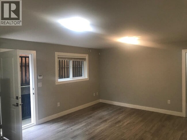 Building Photo - 13XX Hames Cres