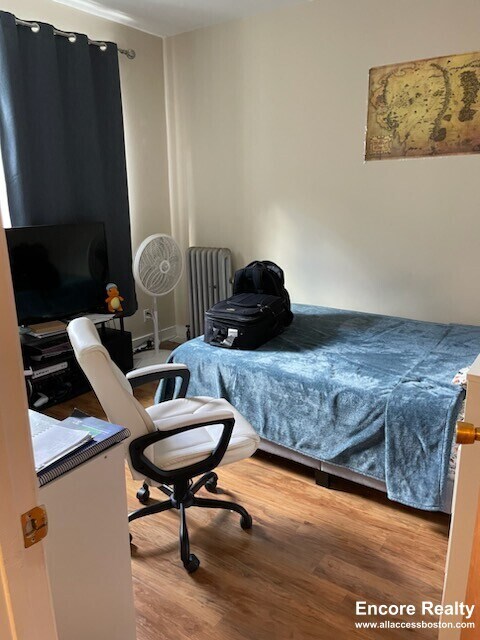 Foto del edificio - 1189 Commonwealth Ave