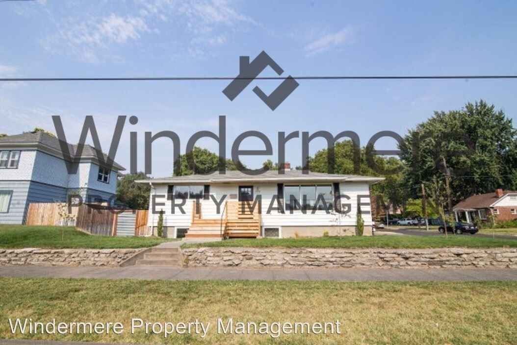 Foto principal - 3 br, 1 bath Apartment - 389 S Second