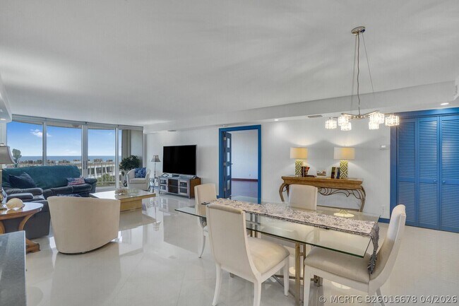 Foto del edificio - 2295 S Ocean Blvd