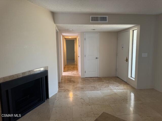 Foto del edificio - 3734 Summershore Ln