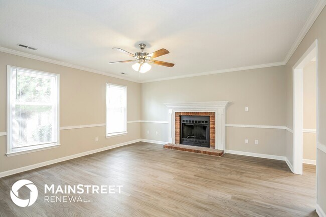 Foto del edificio - 2436 Dewberry Farm Ln