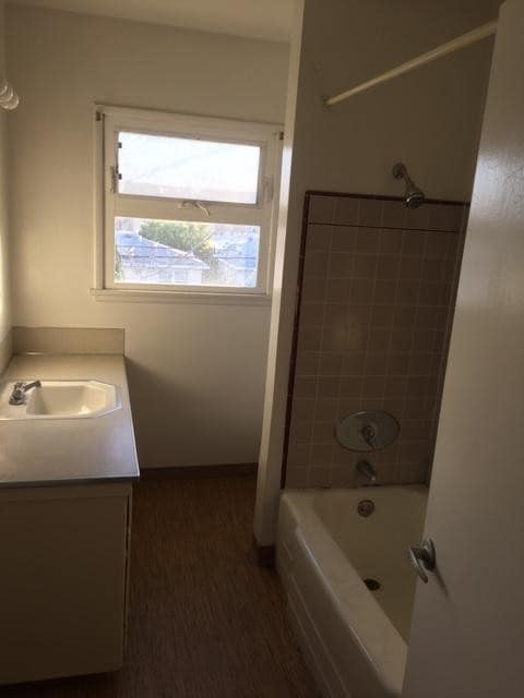 Building Photo - 231 E 3rd St