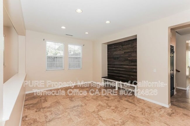 Foto del edificio - 45718 Cloudburst Ln