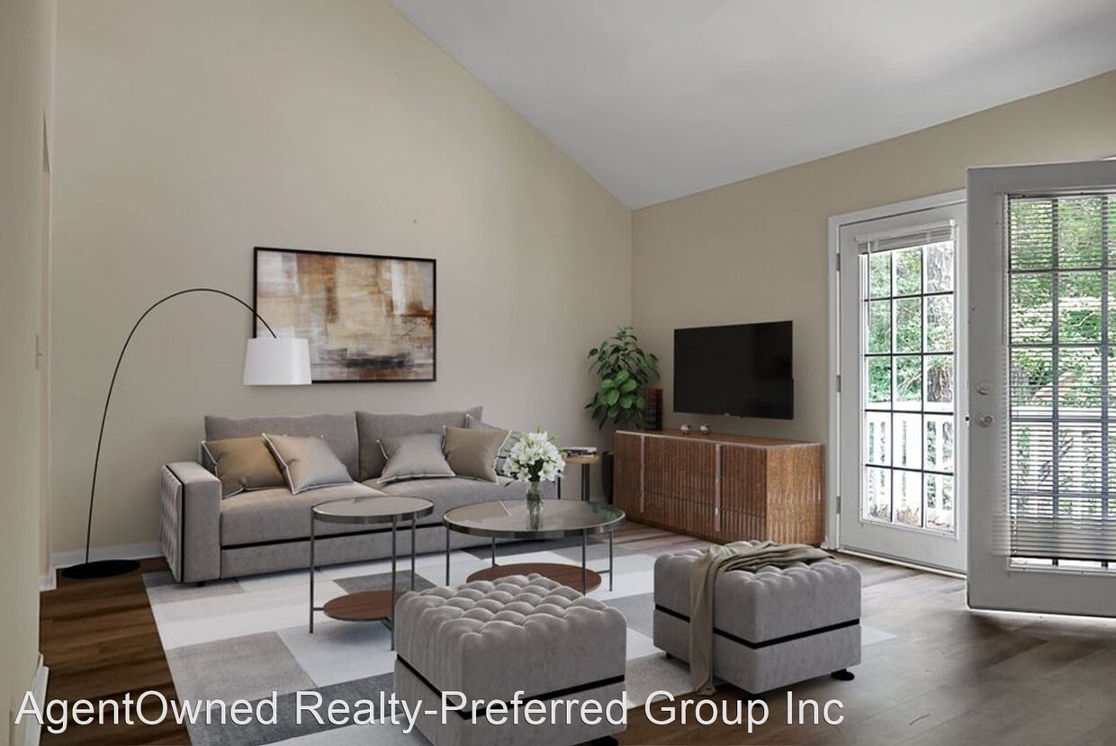 Primary Photo - 2 br, 2 bath House - 127 Arbor Road Unit C