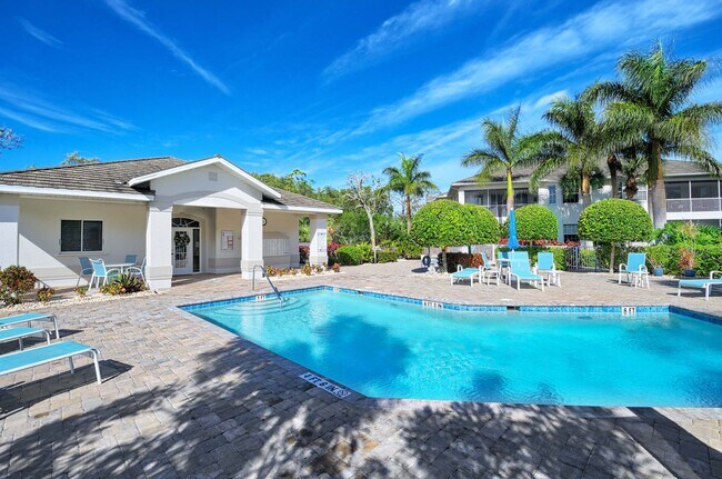 Building Photo - 5050 Yacht Harbor Cir