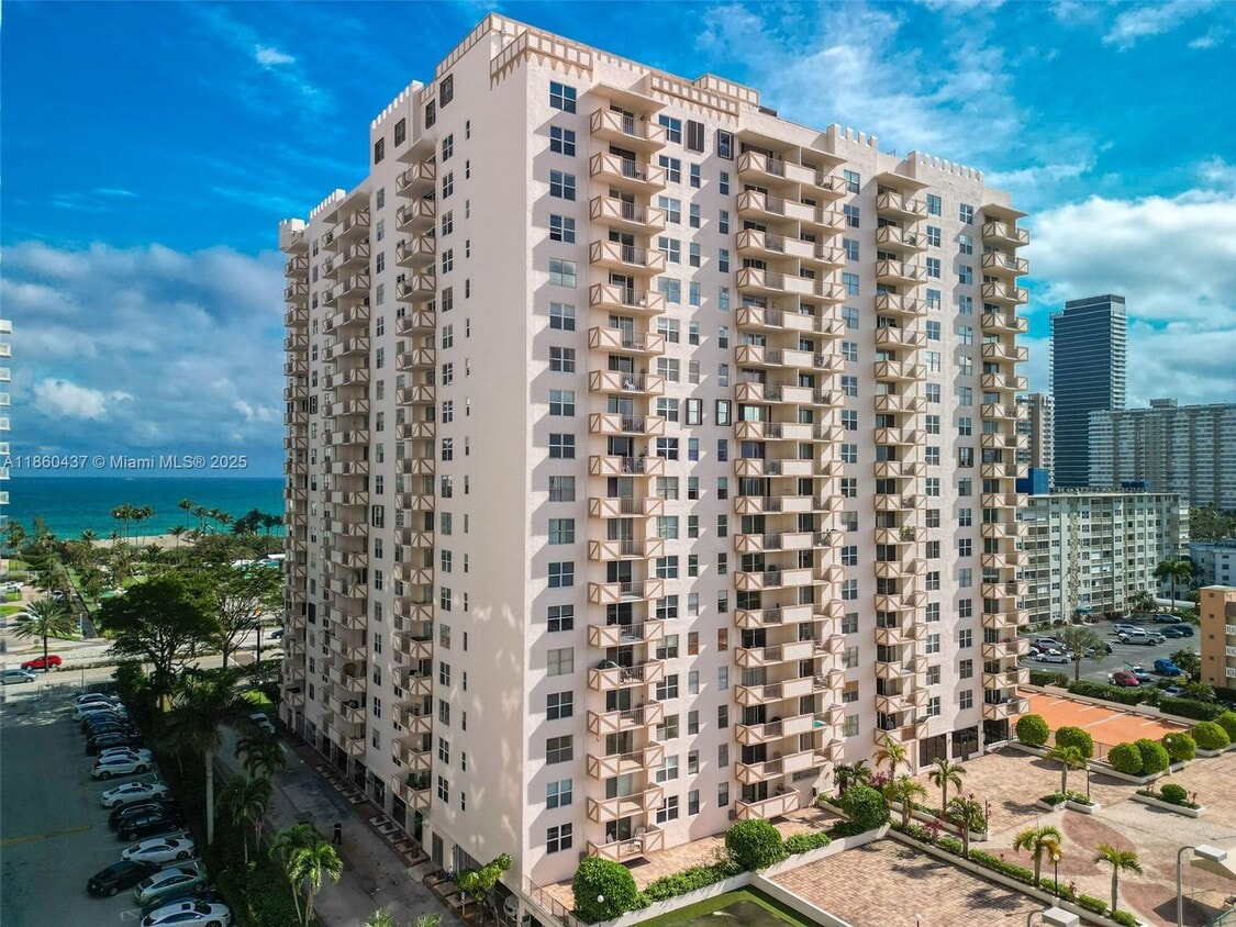 Primary Photo - 1865 S Ocean Dr