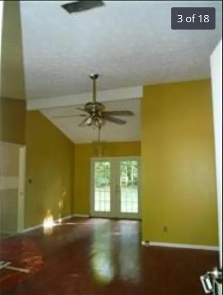 Building Photo - 214 Kipling Way
