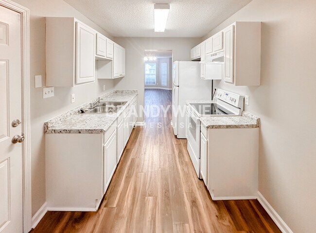 Foto del edificio - 7250 Oakley Ct