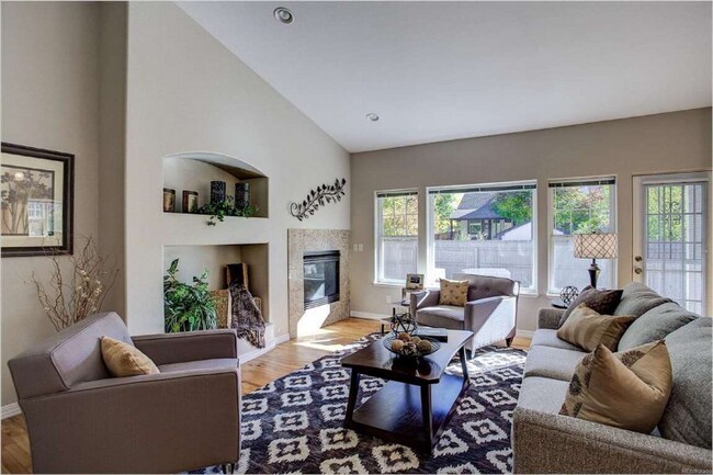 Photo - 3220 Pierce St Townhome