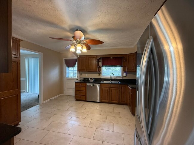 Building Photo - 3924 Gladman Way