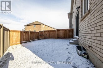 Building Photo - 988 Cherry Ct