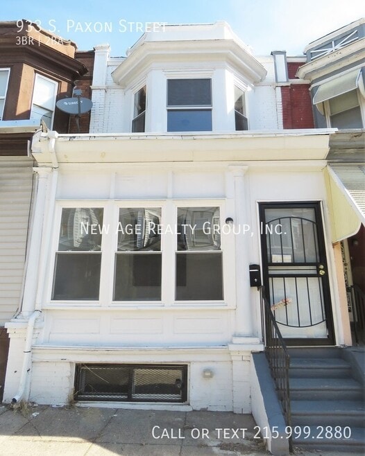 Building Photo - 933 S Paxon St