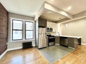 Building Photo - 3054 Godwin Terrace