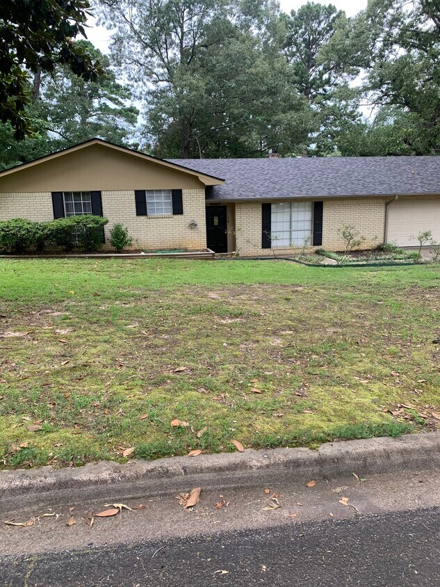 Primary Photo - 614 Sheffield Dr