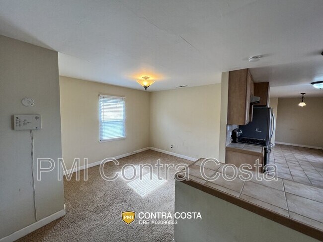 Building Photo - 4401 Harmon Rd
