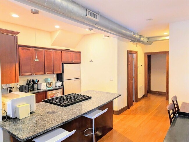 Foto del edificio - 176 Hillside St