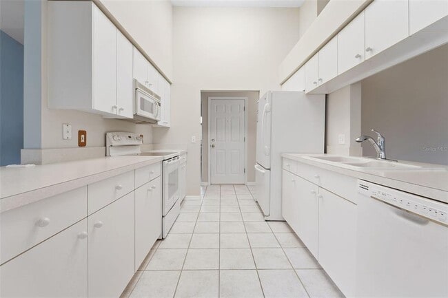 Foto del edificio - 1031 Almondwood Dr