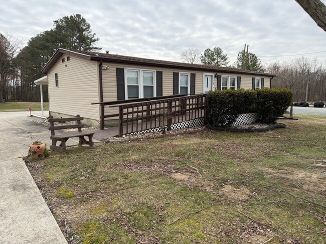 Building Photo - 3008 Church Hill Rd