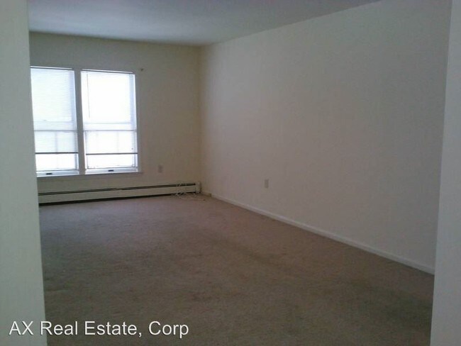 Foto del edificio - 3 br, 2 bath Apartment - 176 Lake Ave