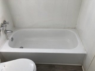 Foto del edificio - ADORABLE 1 BEDROOM 1 BATHROOM  FOR LEASE