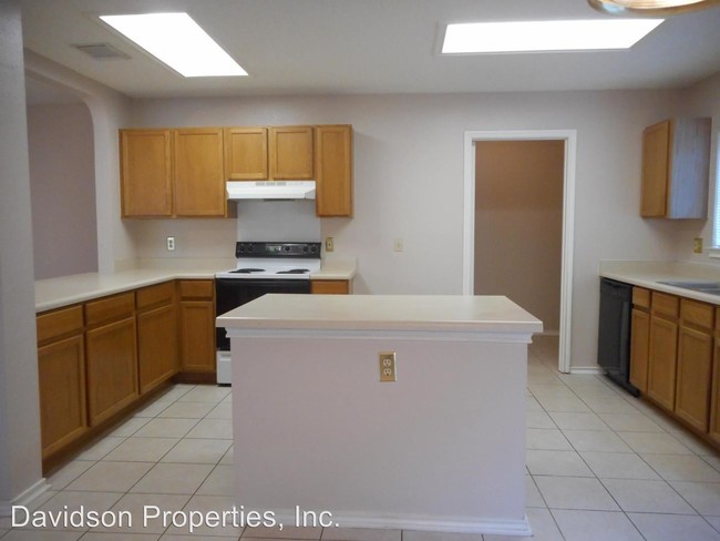 Building Photo - 3 br, 2 bath House - 8847 Charter Point