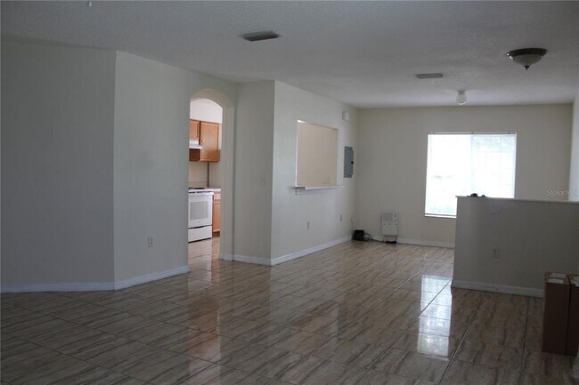 Building Photo - 4071 Dolphin Dr