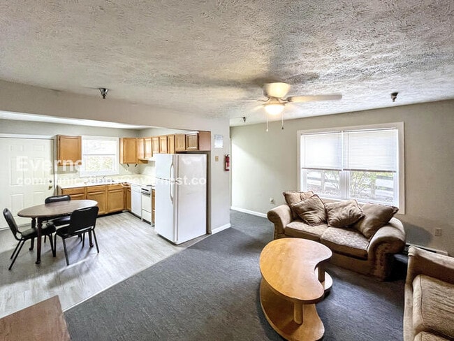 Foto del edificio - 208 Lower Consol Rd NW