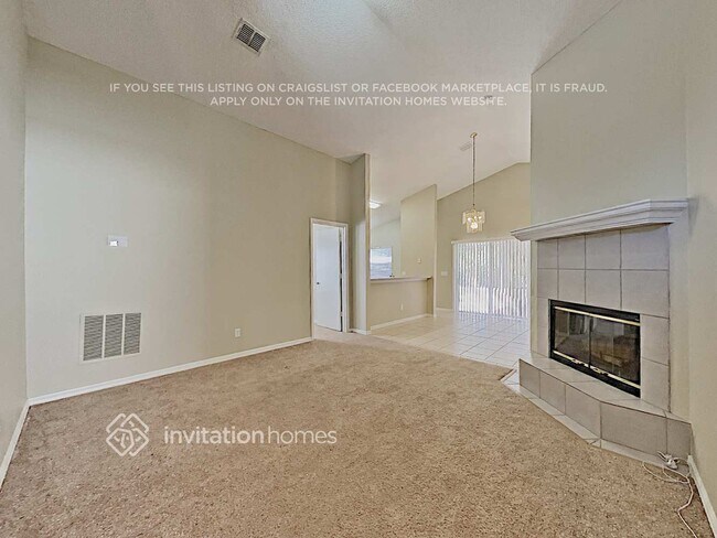 Foto del edificio - 3372 Jarrett Ct