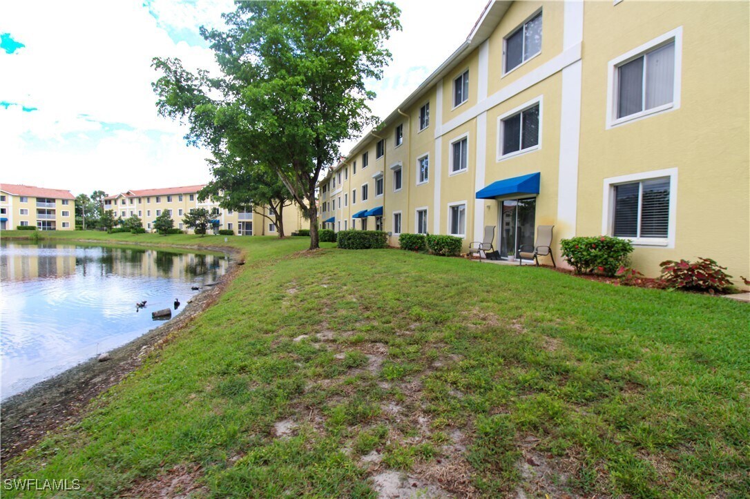 Foto del edificio - 8287 Key Royal Ln