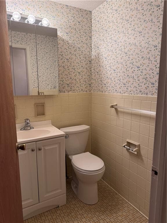 Building Photo - 809 East Ave