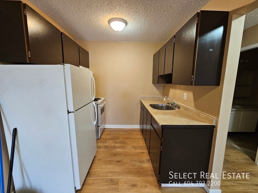 Primary Photo - 33924 George Ferguson Way