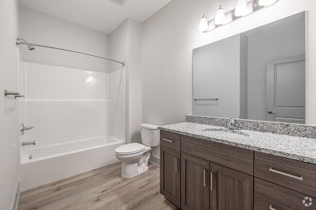 1 habitación, 1 baño - 931 pies cuadrados - Driftwood - Baño - Mona Shores Flats