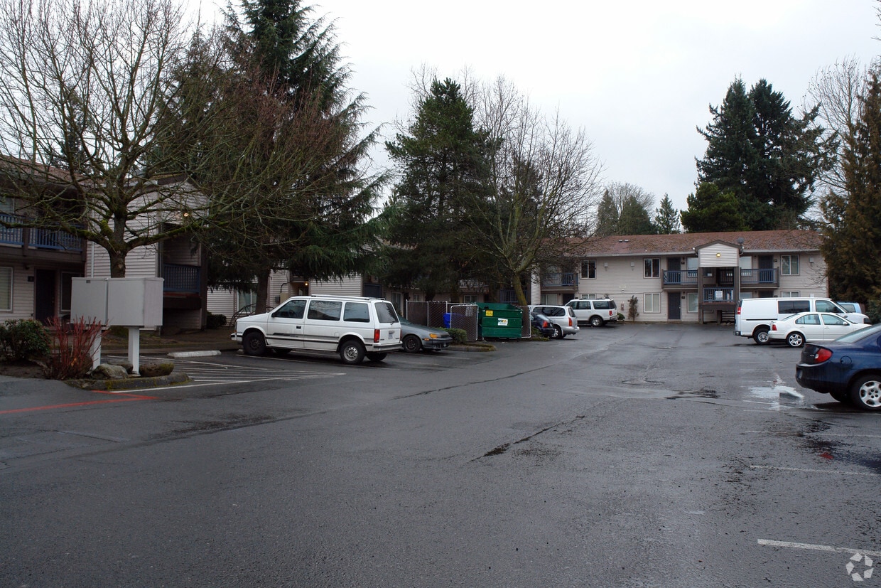 Building Photo - 6936 NE Killingsworth St