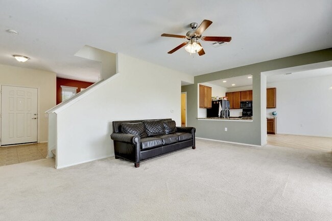 Foto del edificio - 5704 Apple Orchard Ln