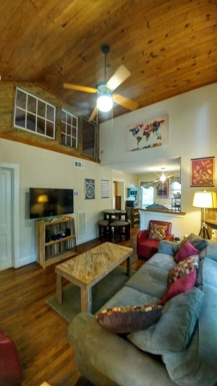 1629 Waterston Avenue - 4
