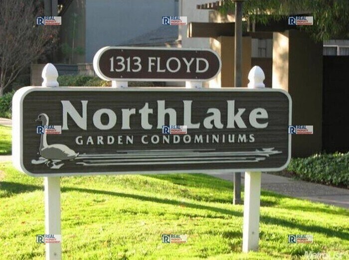 Foto principal - East Modesto 1 Bedroom 1 Bath Condo "Gated...