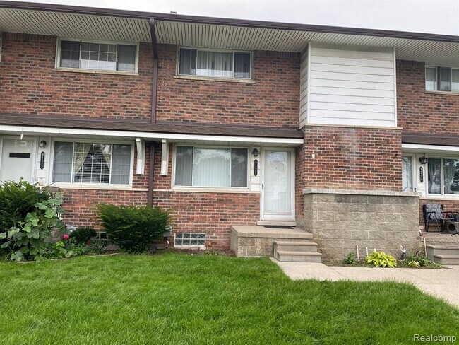 Foto del edificio - 9727 Middlebelt Rd